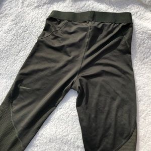 Nike Pro HyperCool leggings